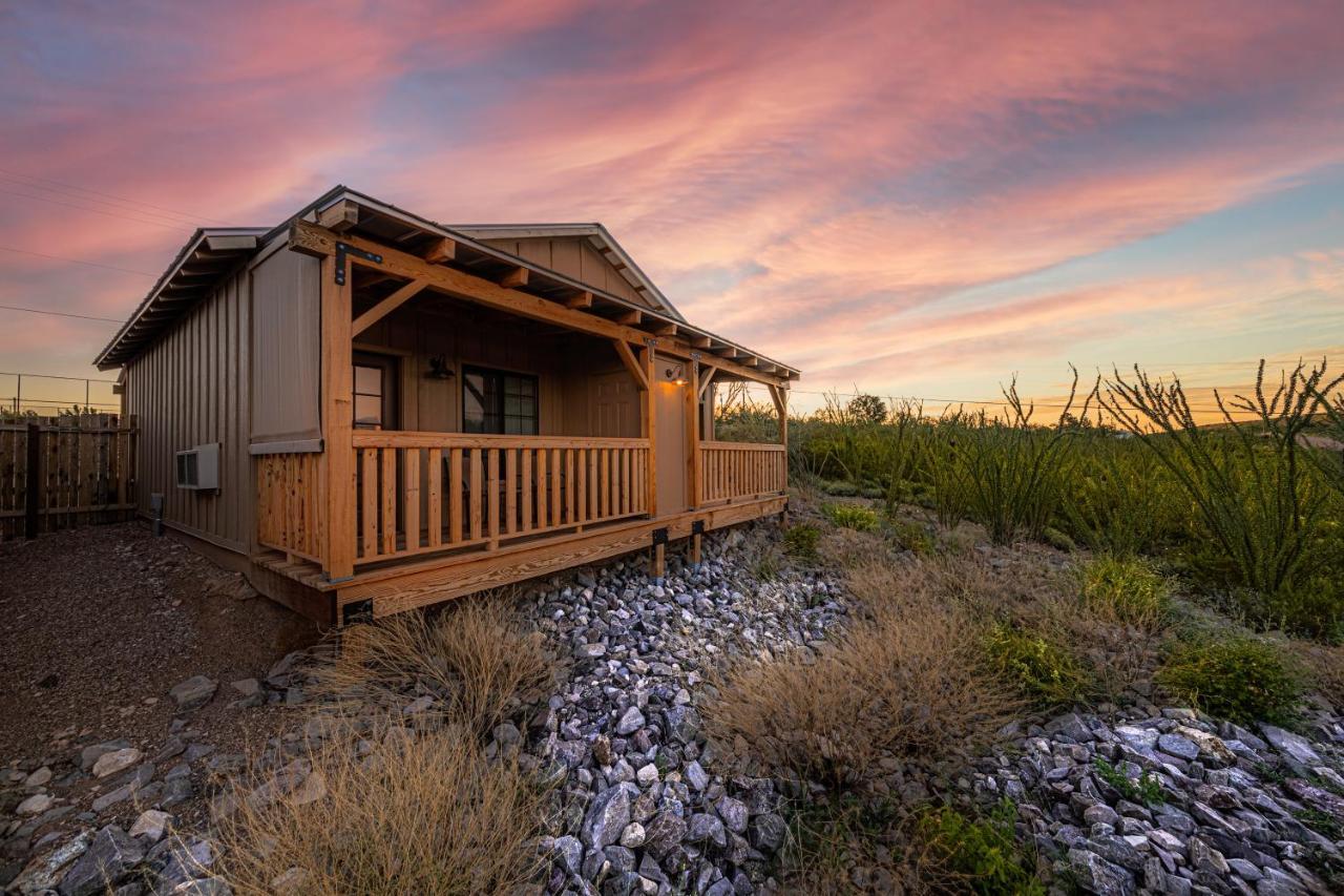 -Pet Friendly- Miners Cabin #5 -Two Double Beds - Private Balcony Tombstone Eksteriør billede