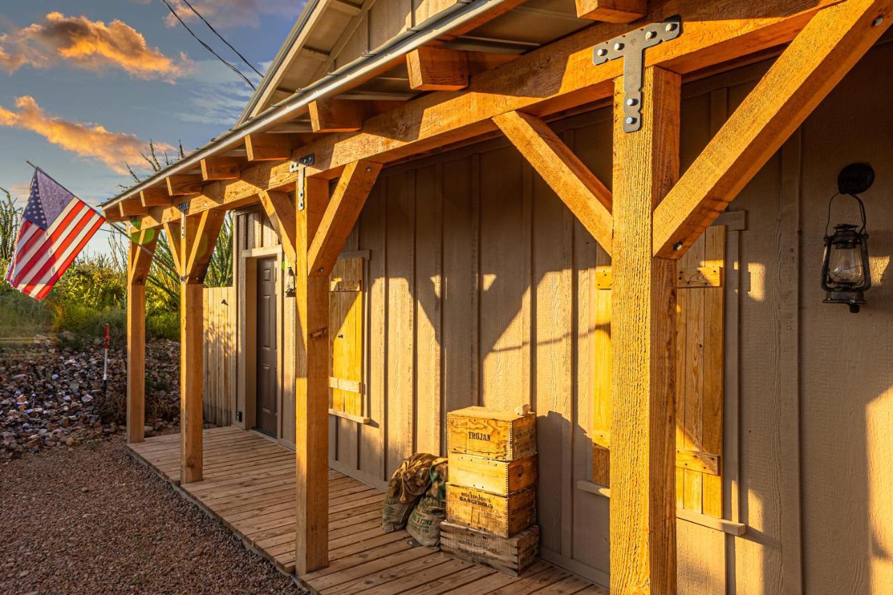 -Pet Friendly- Miners Cabin #5 -Two Double Beds - Private Balcony Tombstone Eksteriør billede